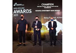 The bank specializes in equity and futures broking, investment banking, treasury, corporate advisory, and wealth and investment management services. Kenanga Group Bags Seven Trophies At Bursa Award Ceremony Money Malay Mail