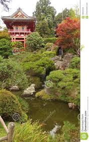 Tuin | garten | jardin | garden michel oprey & beisterveld. Pagode Mit Japanischem Teich Und Garten Und Baume Stockfoto Bild Von Betrieb Pagoden 108530328