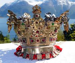 Oversikten sier først og fremst damebunaden frå kvinnherad brukar forgylt bunadsølv. Utleige Bunad Og Bruredrakt Hardanger Folkemuseum
