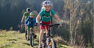 Vous êtes à la recherche de beaux vêtements pour votre garçon ? Velo Enfant 9 12 Ans En Stock Sur Cyclable