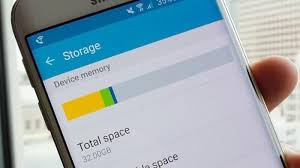 Berikut ini ada panduan beragam cara paling mudah partisi atau menambah kapasitas memori micro sd card hp smartphone android sesuka hati tanpa root maupun pc. Sering Mengalami Memory Ponsel Penuh Begini Cara Mengatasi Tanpa Memory Eksternal Tribunnews Com Mobile