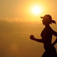 Jedoch taugt nicht jede sportart gleich gut zum abnehmen. Schneller Schlank Und Fit Das Ist Die Beste Zeit Fur Sport Gesundheit