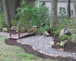 Dry River Creek Bed Ideas To Help With Water Run Off Backyard Landscaping Backyard Yard Landscaping