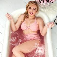 Peyton List 5x7 Glossy Photo | eBay