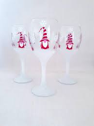 Check Out This Item In My Etsy Shop Https Www Etsy Com Uk Listing 742467293 Christmas G Christmas Wine Glasses Glitter Wine Glasses Hand Painted Wine Glasses