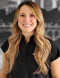 Melissa Lepp's Instagram, Twitter & Facebook