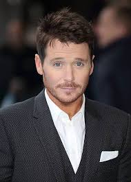 Happy 60th Birthday, Kevin Dillon! Kevin Brady Dillon (born August 19,  1965) is an American actor. He is best known for portraying Johnny "Drama"  Chase