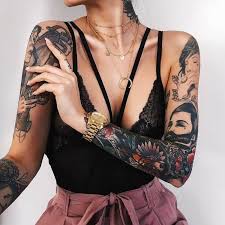 1 Traditional Tattoos Flash 2 Realism Portraits 3 Water Colour 4 Neo Traditional 5 Black Work 6 Letterin Tattoos Tattoo Styles Traditional Tattoo Flash