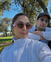 Bigg Boss 18: Rajiv Adatia slams Sara Arfeen Khan for "physically  attacking" Eisha Singh & Avinash; Devoleena Bhattacharjee says 'husband and  wife both need a coach' After Sara Arfeen Khan got violent