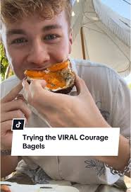 These bagels were TO DIE for. I serously wanted to wait 2 more hours for  more #couragebagels #LA #labagels #bagels #LAFood