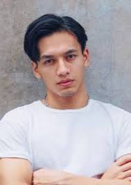 Tampan, berkharisma, dan berbakat, adalah tiga hal yang paling menggambarkan jefri nichol. Fan Casting Jefri Nichol As Barry In Music Life On Mycast