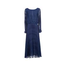 Scopri abbigliamento di oltre 10 marche, ad un prezzo conveniente e per ogni occasione. Emporio Armani Abito Lungo Pliss A Pois Blu Royal Vestiti Bowd Bowdoo Com