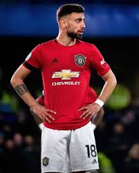 홈구장 올드 트래포드 에는 이를 추모하는 추모 시계가 있으며, 당시 사고 시각인 3시 30여분경에서 멈춰 있다. ë¸ë£¨ë¸ íë¥´ëë°ì¤ ìë²í¼ ìëë¡ ë§¨ì  ë¬´í¨ ê¸°ë¡ ì´ì´ê°ë¤ Mbn