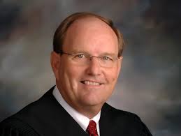 Colyer to pick from 3 for district judge