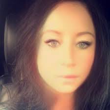 Sara Evert's Instagram, Twitter & Facebook