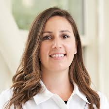 Lindsay Swanson's Instagram, Twitter & Facebook