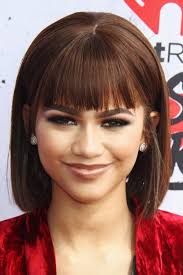 Water to spritz hair add styling mouse to reduce frizz and create more define girls. Zendaya S Hairstyles Hair Colors Steal Her Style Page 4