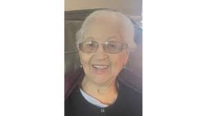 Angela Aloi's Instagram, Twitter & Facebook