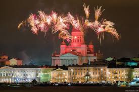 Photo Niklas Sjoblom January 1 2016 Http Taivasalla Net 2016 01 160101 0000 Photos Eng Html New Year 2016 Fireworks Above Helsin Helsinki Finland Photo