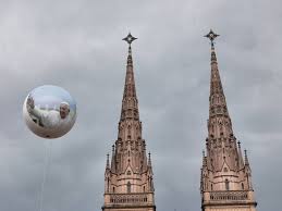 In Buenos Aires, thousands of faithful pray for Pope Francis