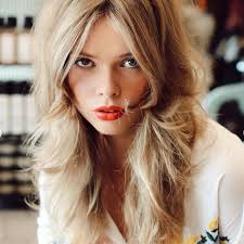 Tagli capelli medi 2022 lisci o mossi, scalati con e senza frangia. Tagli Capelli Lunghi Autunno Inverno 2021 2022 Le Tendenze Amica