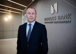 Sjef for oljefondet, yngve slyngstad mener fondet bør flyttes ut av norges bank. Ansettelsen Av Oljefond Sjef Nicolai Tangen Skal Opp I Representantskapet I Norges Bank