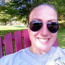 Renee Lemay (NaynayLemay)