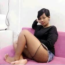 Mrembo wa kipemba akikata mauno kanga moko. Kanga Moja Posts Facebook