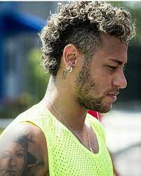 Pin By Lara Hlhl On 11 Neymar Jr Hairstyle Football Hairstyles Neymar Football