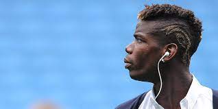 Viele menschen drücken durch ihre frisur zum beispiel ihren musikgeschmack aus oder auch ihre unangepasstheit. Franzoischer Fussballspieler Paul Pogba Teurer Als Bale Und Ronaldo Taz De