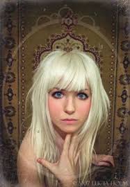 Interview with Lucia Holm