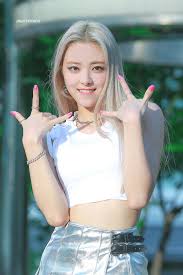 Yuna Itzy Selebritas Gadis Ulzzang