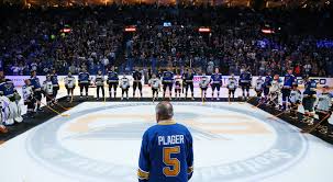 Nobody bleeds blue like bob plager, considered one of the funniest men in hockey. St Louis Blues Great Bobby Plager Dies In Car Crash At 78