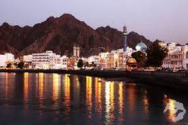 26 صور ستجعلك ترغب السفر إلى سلطنة ع مان sultan qaboos grand mosque london city middle eastern travel