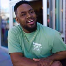 Somebody dress up as a detective & come arrest me at work... I'm ready to  go😭🤣