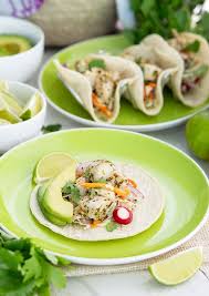 There was a 2lb randy santel sized blackened grouper fish taco with a huge cheese skirt, along with an ugly polynesian boat which was served in a 1/2 pineapple. Margarita Fish Tacos Simply Gluten Free