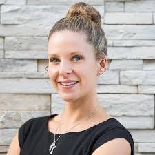 Kristin Prentice's Instagram, Twitter & Facebook