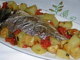 Alcune ricette light scelte per voi, facili da realizzare, ottima idea per pranzo o cena, ricette veloci, dall'antipasto al dolce, insalate, primi piatti, secondi, brioche senza uova, latte, burro o olio. Orata All Acqua Pazza Con Patate In Cucina Con Zia Lora