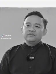 Saya tidak yakin Anwar Ibrahim benar-benar mahu mereformasikan pendanaan  politik. Untuk siaran penuh, lawati http://bit.ly/4hxtwYV