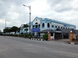 For more information and source, see on this. Bangunan Sultan Abu Bakar Wikipedia Bahasa Melayu Ensiklopedia Bebas