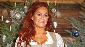 A more united world, a world where you can make real connections with other people, both locally and internationally, is what drove our team to create our video app. Lena Maria Ferber Wer Ist Die Hubsche Tochter Von Andrea Berg Intouch