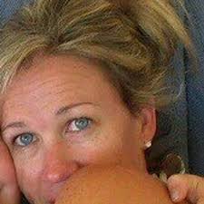 Vicki Maher (@vicki_maher)