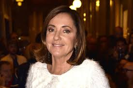 Barbara palombelli ha preso il posto di rita dalla chiesa nel noto programma forum. L Eleganza Delle News Nuova Sfida Per Barbara Palombelli