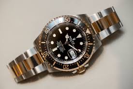 Either i have it, or i can get it! Rolex Sea Dweller In Two Tone Steel And Yellow Gold Hands On Bloomberg