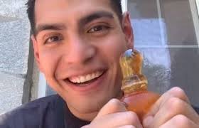 Dave Ramirez war der erste, der den gefrorenen Honig auf Tik Tok  postete.&nbsp;