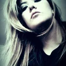 Karla Teran (@karltera1982)