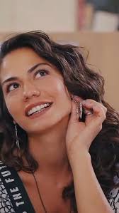 #Denet Ozdemir 🌹 simplesmente maravilhosa 💖🌹💖🌹