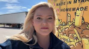 @Julia_HazelTV's video Tweet