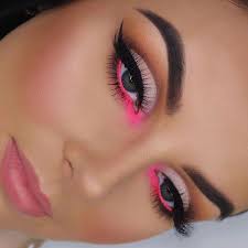 Look Like A Second Skin Buntes Augen Make Up Make Up Augen Augen Make Up Kunst