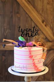If your kid loves playing angry birds, this cake might be the best gift ever! Drunk Barbie Charity Fent Cake Design Springfield Mo